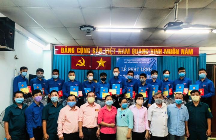 LỄ TRAO LỆNH CHO THANH NIÊN SẪN SÀNG NHẬP NGŨ NĂM 2021